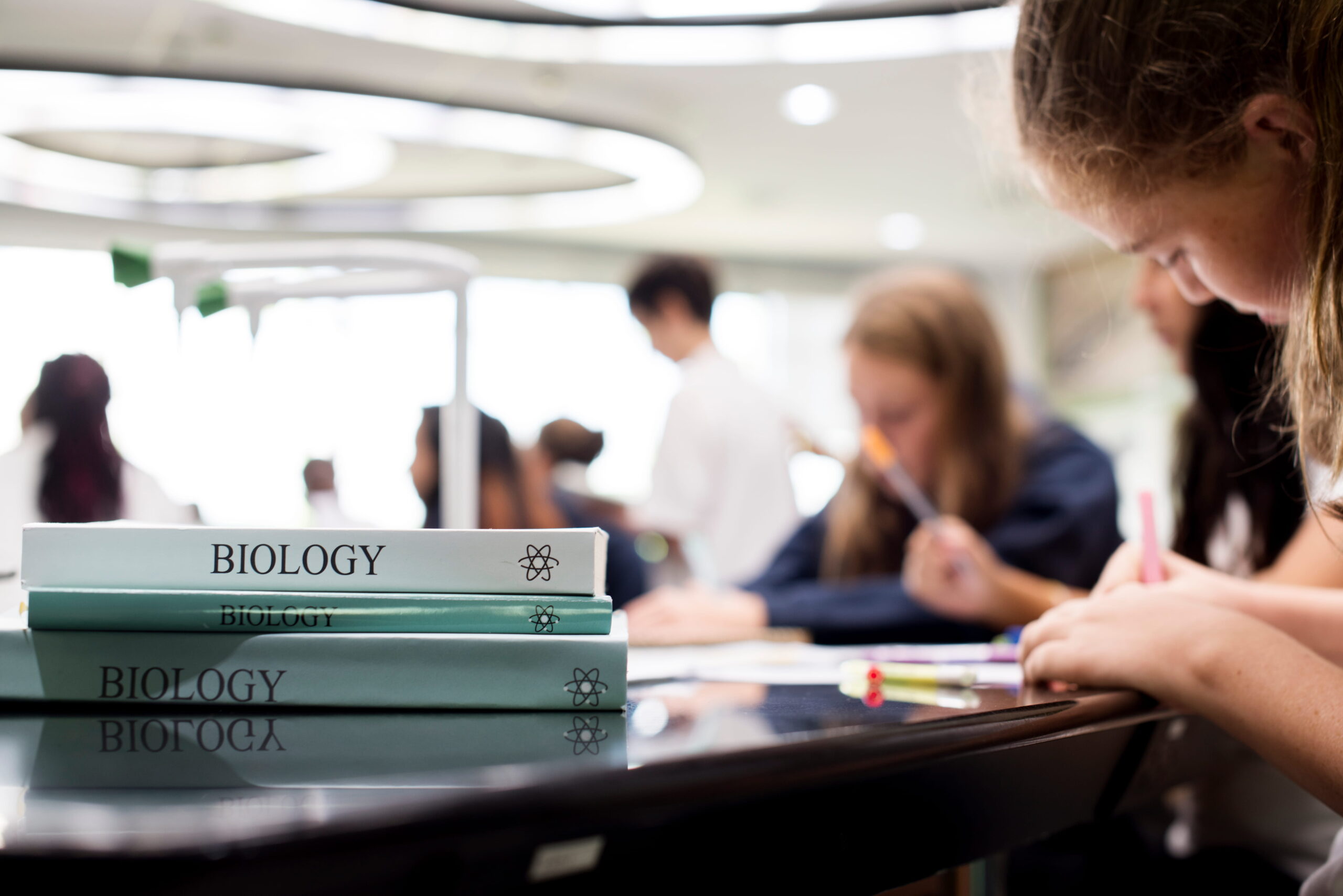 Biology Tutors Near Me: Ace Your Exams with Expert Help!